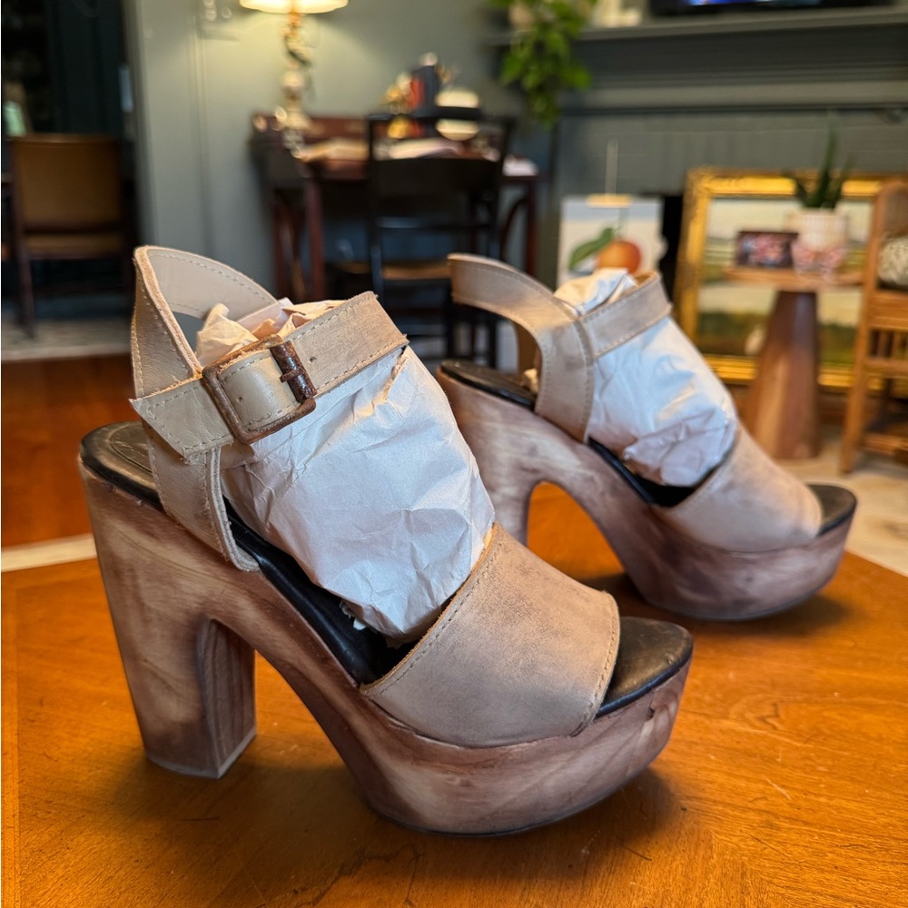Freebird by Steven Tan Platform Heels